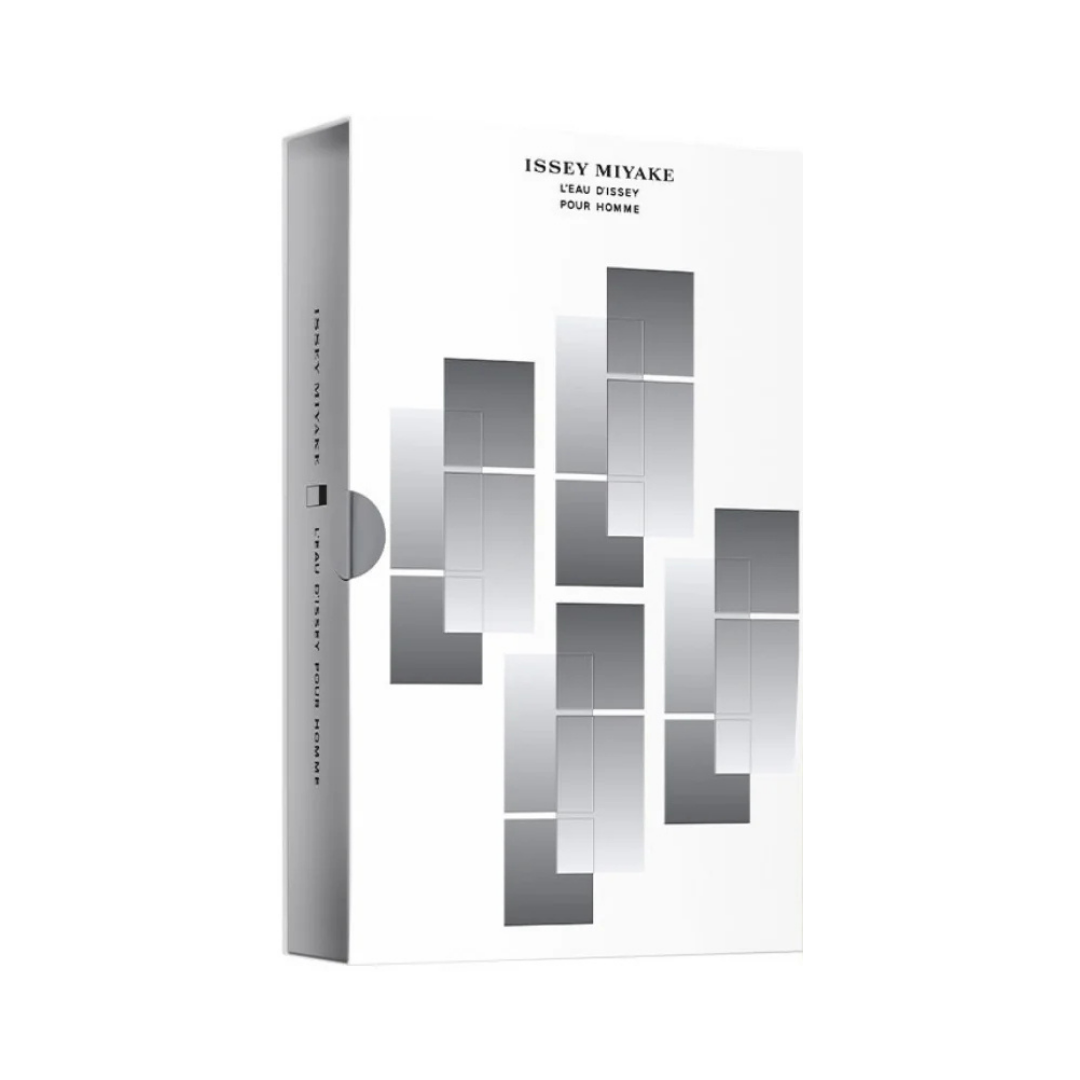 Issey Miyake Set Leau Dissey 3 Pc ( 4.2 Oz Edt, 1.6 Oz Shower Gel, 1.6 Oz After Shave balm) Men